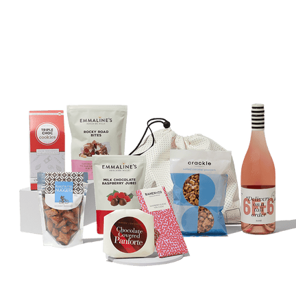 Give Delicious Goodies | Buy a Gorgeous Gift Hamper Online with Rose
