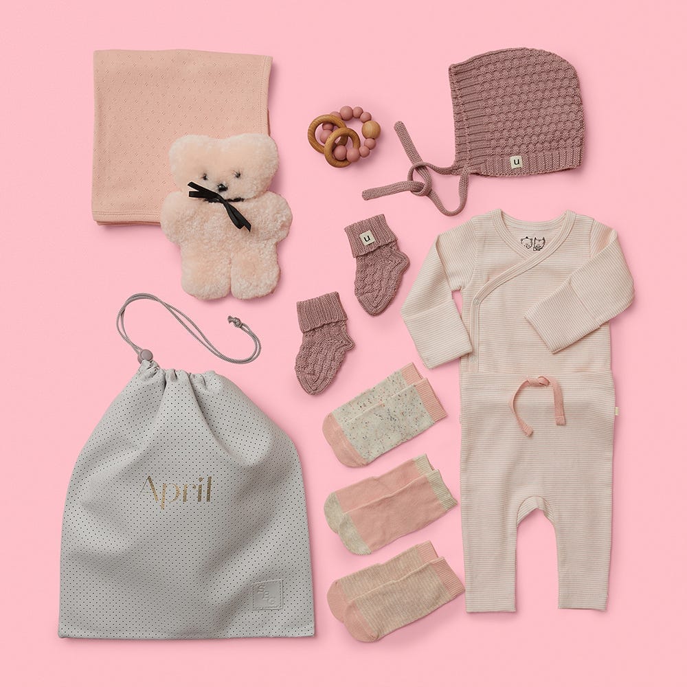 Wonderful Baby Shower Gift for Girls w Wilson and Frenchy Baby Clothes and Accessories