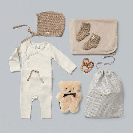 Wonderful Unisex Baby Shower Gift w Wilson and Frenchy Baby Clothes and accessories